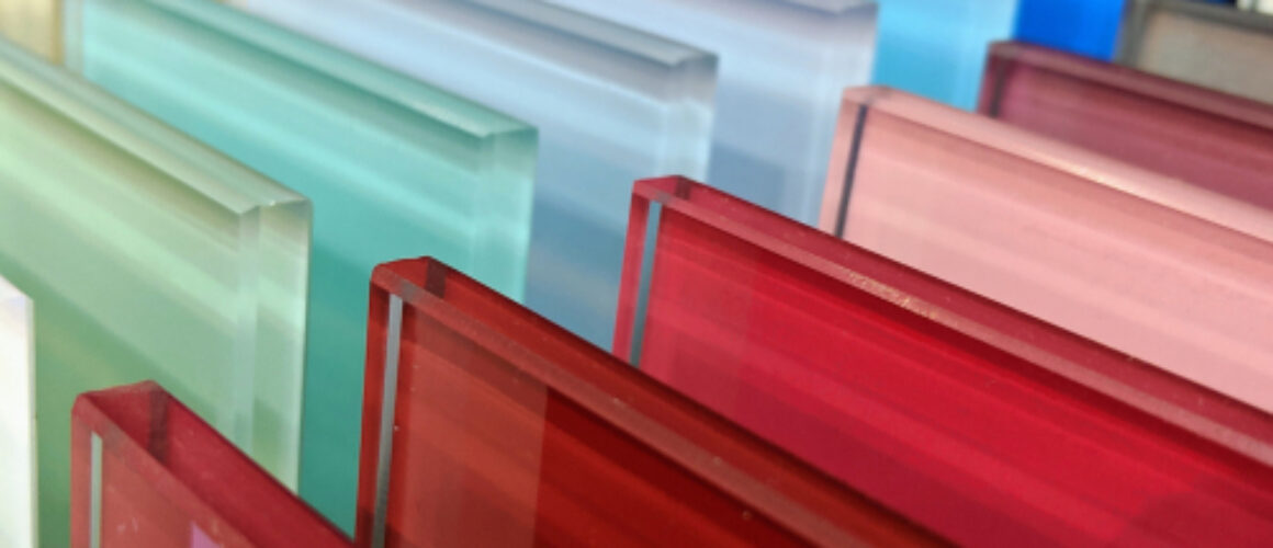Bringing Life to Your Kitchen: The Vibrant World of Coloured Glass Splashbacks